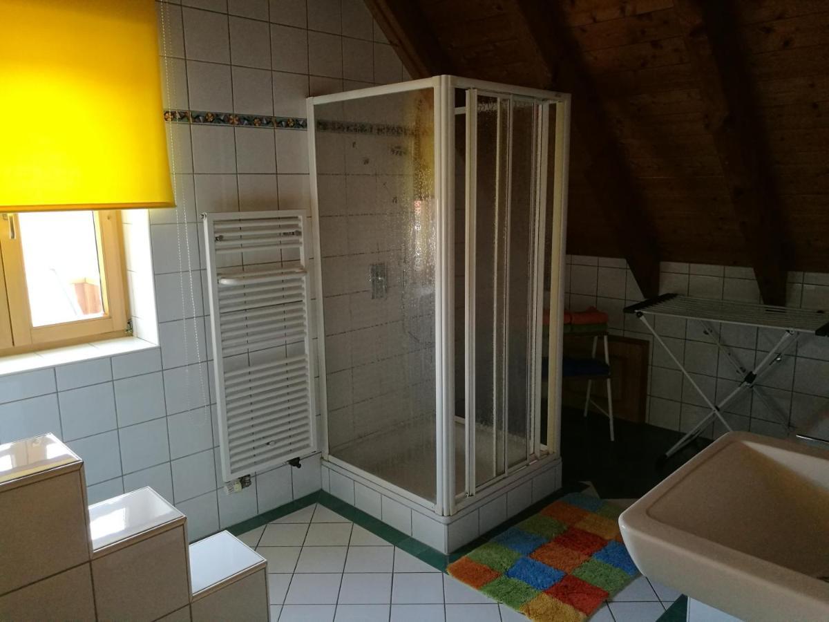 Schuler-Petschler Lägenhet Obereisenheim Exteriör bild